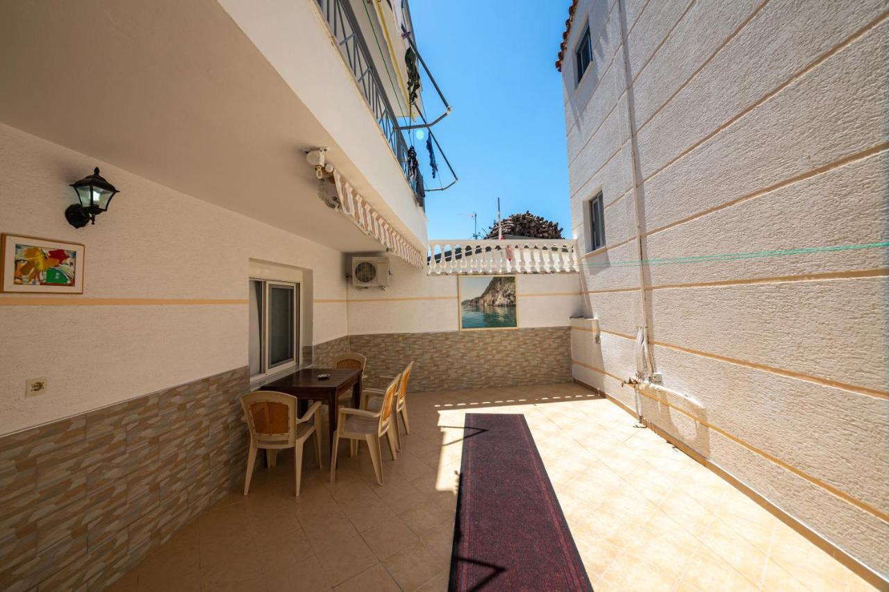 Himara Apartments Luaran gambar