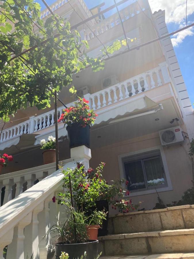 Himara Apartments Luaran gambar