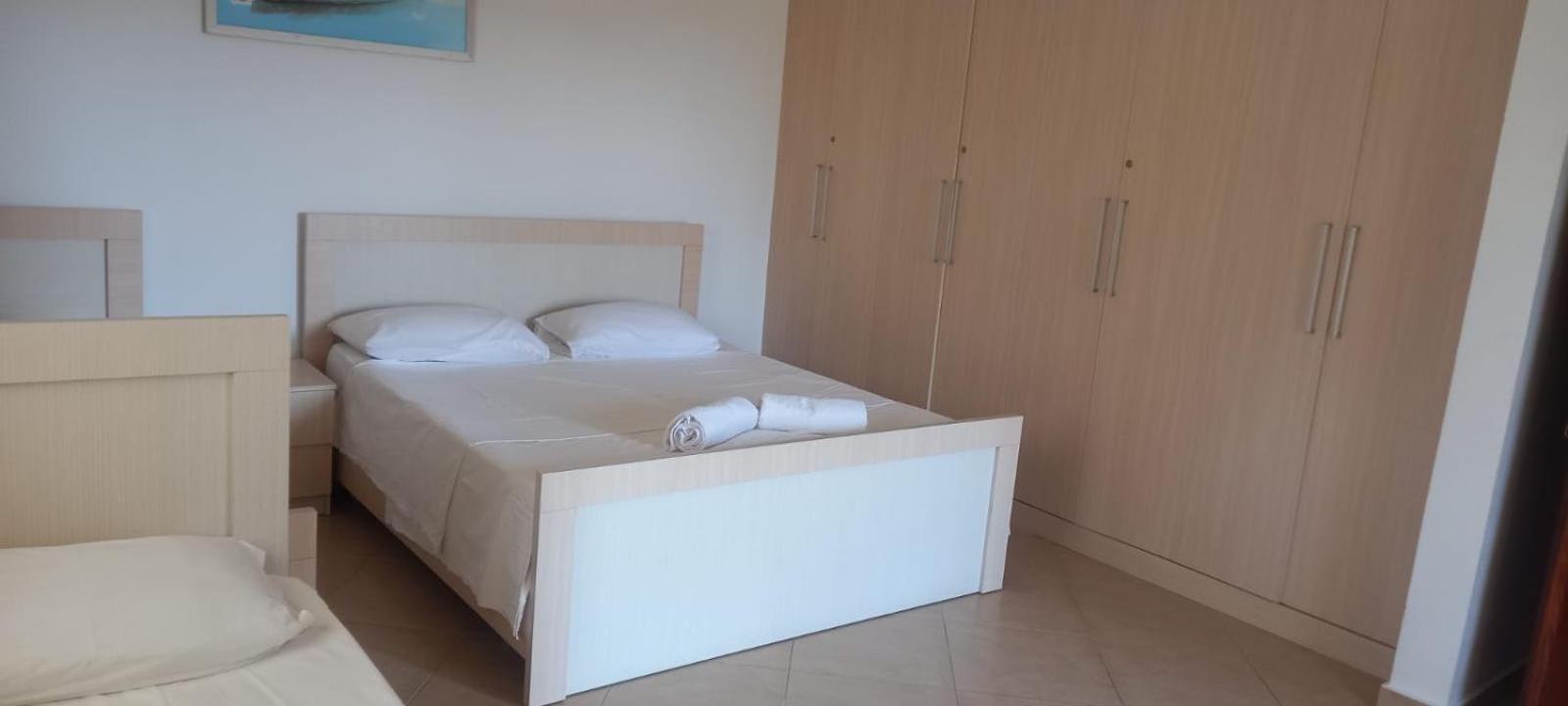 Himara Apartments Luaran gambar