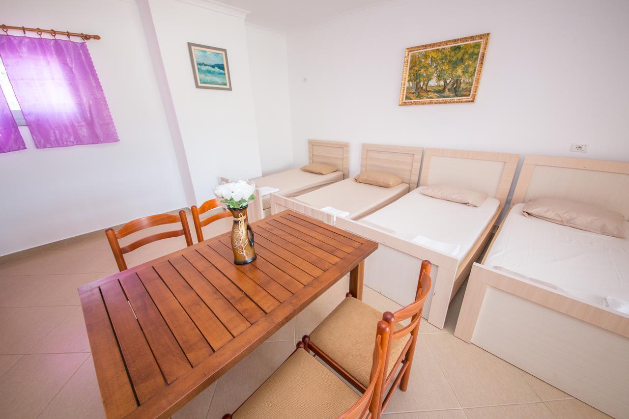 Himara Apartments Luaran gambar