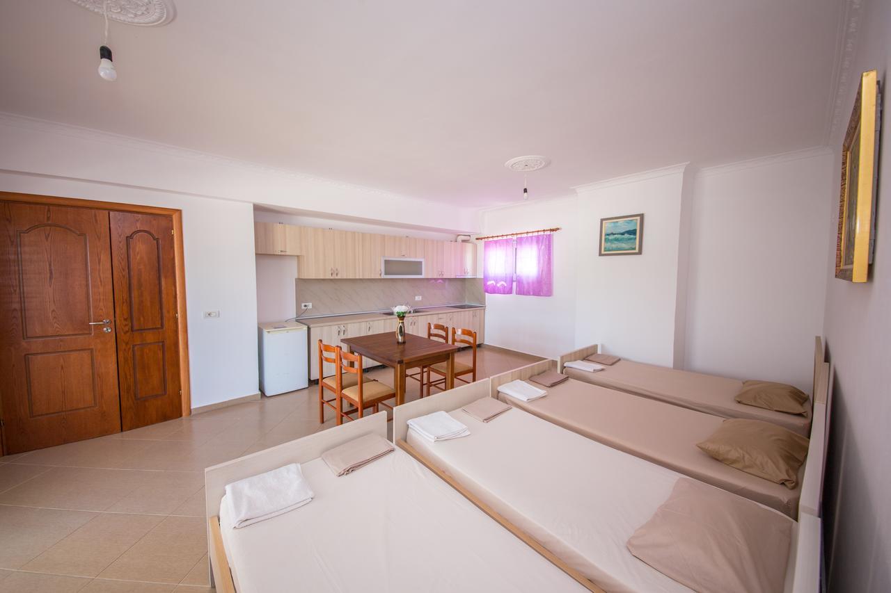 Himara Apartments Luaran gambar